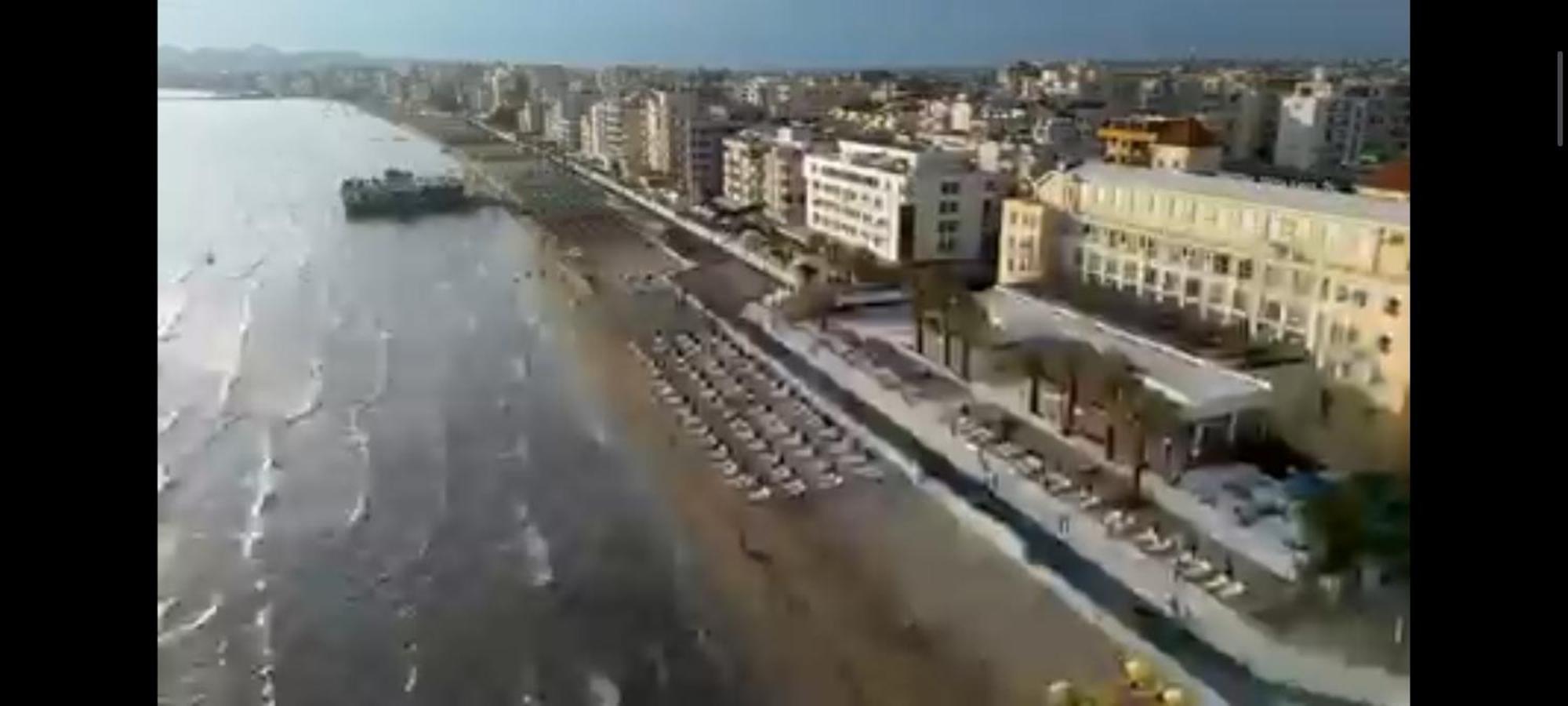 Sandy Blue Sea Durres Luaran gambar